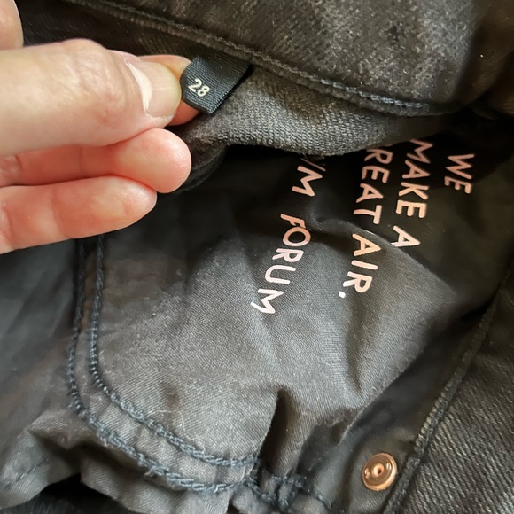 Aritzia Denim Forum The Yoko High Rise Slim Jeans 28L - Picture 3 of 5